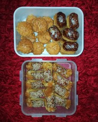 شیرینی پاپیونی و زبان و تارگیلی.