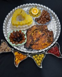 ماهی کبابی با مخلفات