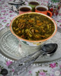 آش رشته ترش مامان پز