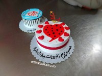 کیک خانومانه