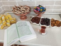 بفرمایین چایی روضه خونه خواهر گلم