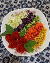 تزئین سالاد