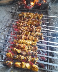 جوجه و جگر کباب ، لبو و چای آتیشی