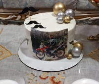 کیک روز مرد براهمسر عزیزم بهترین مرد دنیا