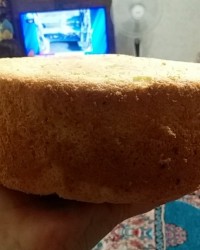 اسفنجی زرده ایی قنادی