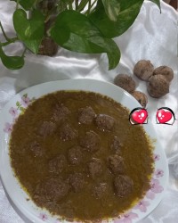 فسنجون با گوشت قلقلی