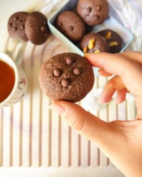 کـوکیـ شـکلـاتـیـ سـاده