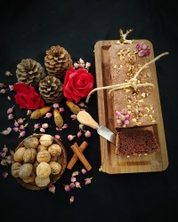 کیک شکلاتی با گردو