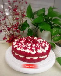 کیک ردولوت دورغین