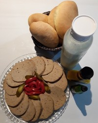 ڪالبـاس و نـان باگـت (عڪس ســوم)