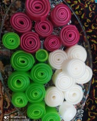 ژله های خوشمزه زن دایی جون پاپی قبول کن