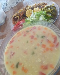 سوپ جو خامه ای ساندویچ رست بیف پنیری