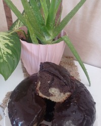 کیک دورنگ قابلمه ای بامغزموز