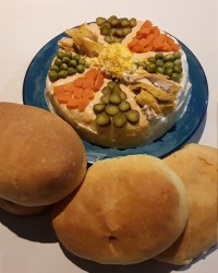 سـالاد الویـہ با مینـۍ باگـت