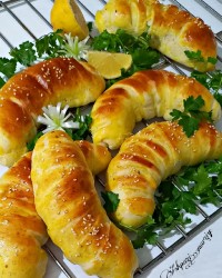 اشترودل مرغ وقارچ