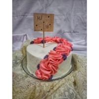 کیک اسفنجی اولین سفارش♡