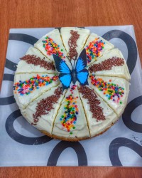 کیک سحر آمیز