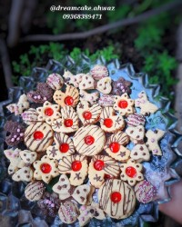 شیرینـی مشهـدی به همراه چهار نمونه شیرینـی :)