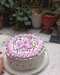 اینم کیک خامه ای من برای اولین بار ♡♡♡