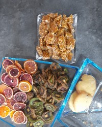 بادام سوخته گیلانی (آستانه)