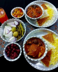 خورش قیمه آلو با مرغ