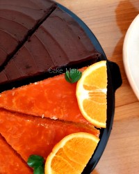 کیک شکلاتی پرتقالی