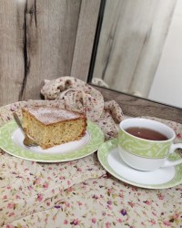 کیک هویج و گردو با دستور سمیه جان (مبین و ماتیار)