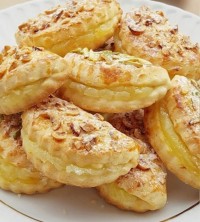 شیرینی کرمدار مناسب عید