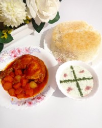 خورشت مرغ با هویچ آب پز