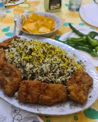 سبزی پلو با ماهی سرخ کرده