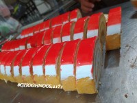 رولت کارگاهی در حال آماده سازی شیرینی های تر عید نوروز