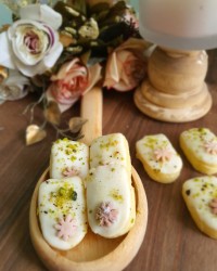 شیرینی یاقوتی