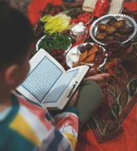 سفره ی افطار ساده