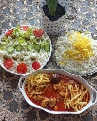 قیمه با مرغ