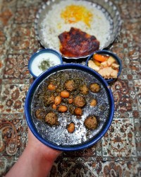 قورمه سبزی