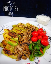 بشقاب سبزیجات گریل شده