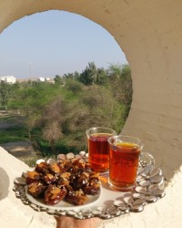 خرما شکم پر