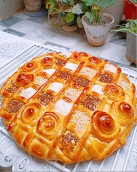 اینم یه نان رمضان دیگه با یه طرح دیگه ⁦ (✿ ♡‿♡)⁩