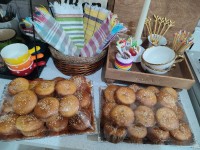 کیک یزدی باطعم هل وگلاب??