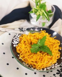 نودل طعم دار