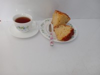 کیک کشمش وگردو