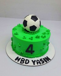کیک پسرونه بهاری فوتبالی