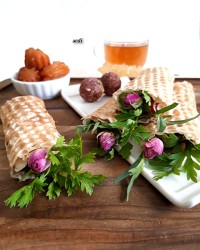 نان و پنیر و سبزی