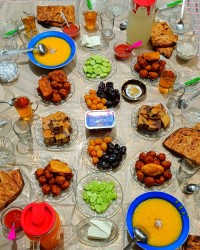 افطاری روز ۲۷ماه رمضان