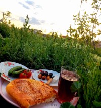 نان عصرانه شربت چای ترش