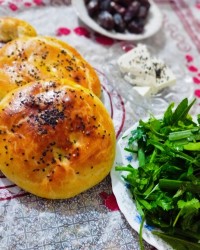 نان روغنی برای افطار