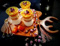 فرنی دورنگ (زعفرانی و وانیلی)