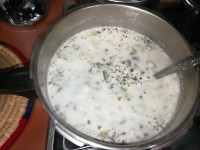 آش دوغ نذری در ماه مبارک