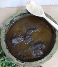 فسنجون با گوشت بوقلمون