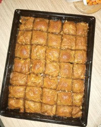 باقلوا گردویی